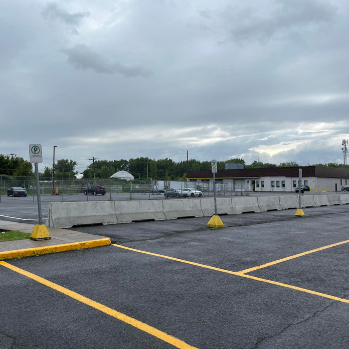 Du marquage au sol jusqu'à l'installation de blocs de béton