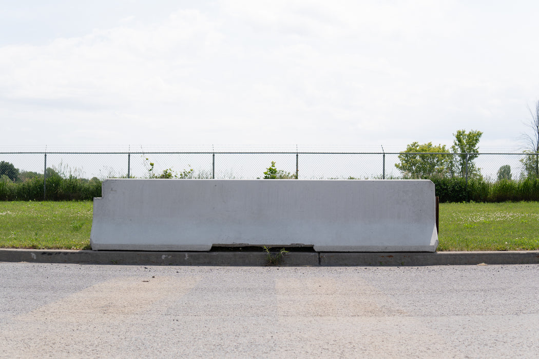 Glissière en béton (Raccord en acier)