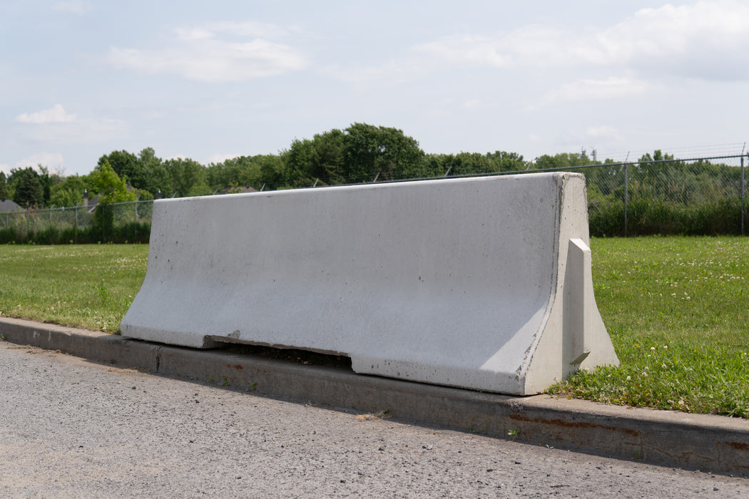 (Raccords en béton) Glissière en béton