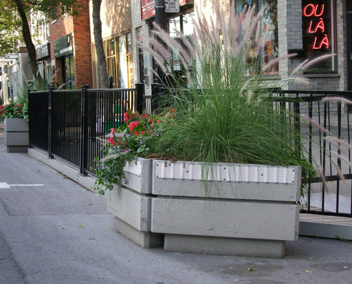 bac fleur triangle MU51-1