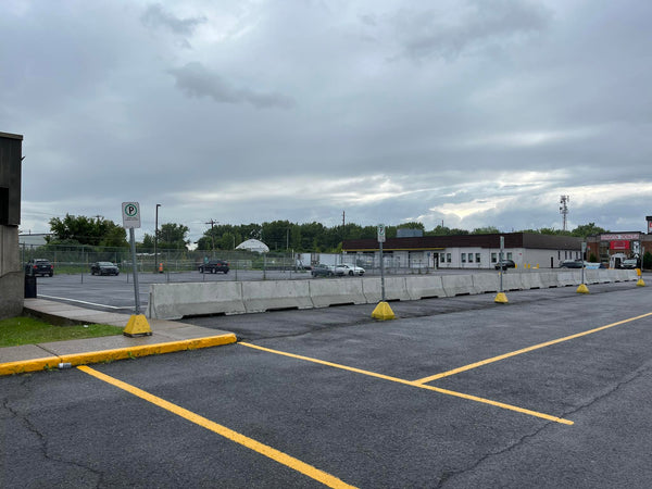 Du marquage au sol jusqu'à l'installation de blocs de béton