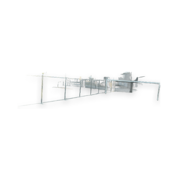 Self-supporting construction site fence